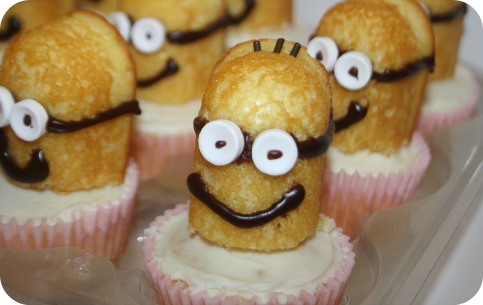 Minion Cupcakes