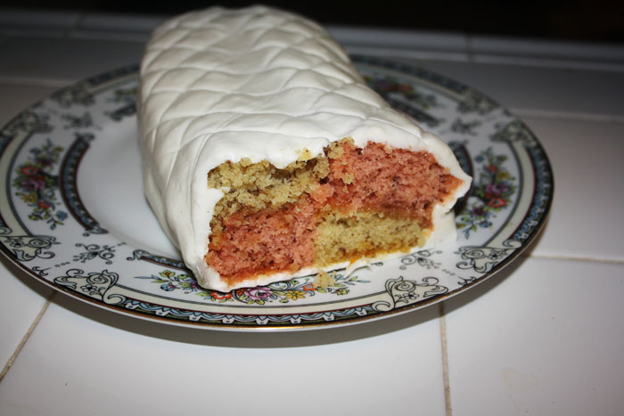 Daring Baker's June Challenge - Battenberg Cake