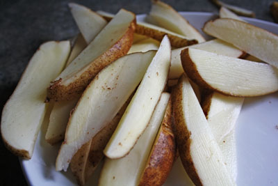 Chicken Wings with Spicy Wedges