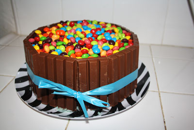 Chocolate Kit Kat Skittles Cake (aka The Willy Wonka Cake)