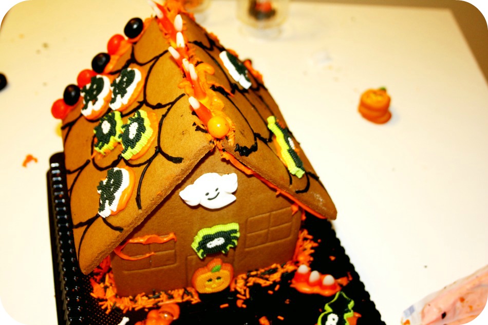 Make a Haunted Gingerbread House