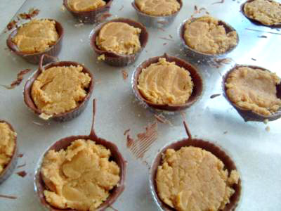 homemade peanut butter cups