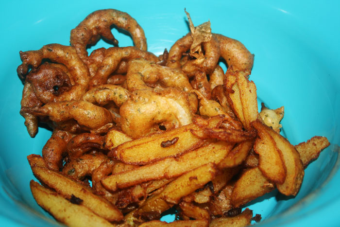 potato rings and fried chicken pieces