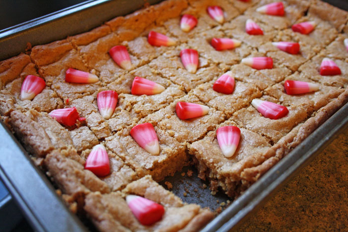 valentines day blondies