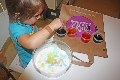 Baking Soda and Tinted Vinegar - Preschooler Activity