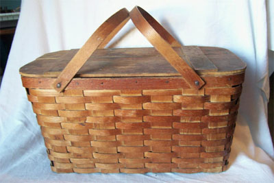 Vintage Jerywil WOOD PICNIC BASKET Wov-N-Wood Interior Pie Basket Androck Dishes Olive Green Tulips