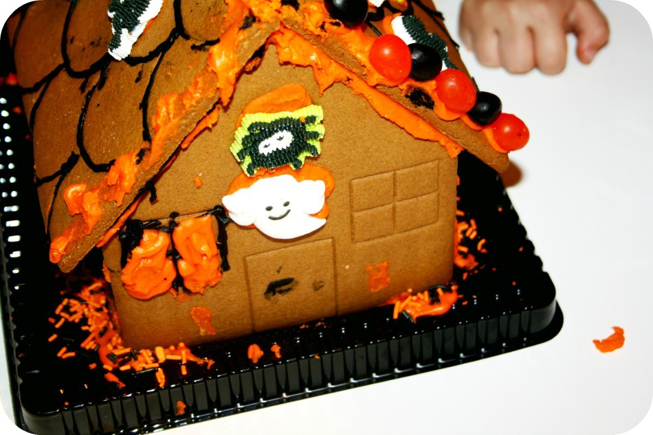 Make a Haunted Gingerbread House