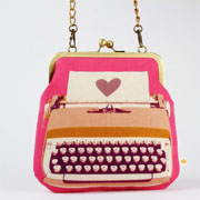 Window Shopping Wednesday - Octopurse - Clutch bag - Typewriter in pink - metal frame purse with shoulder strap
